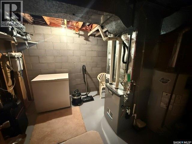 234 Saskatchewan Street E Property Photo 30