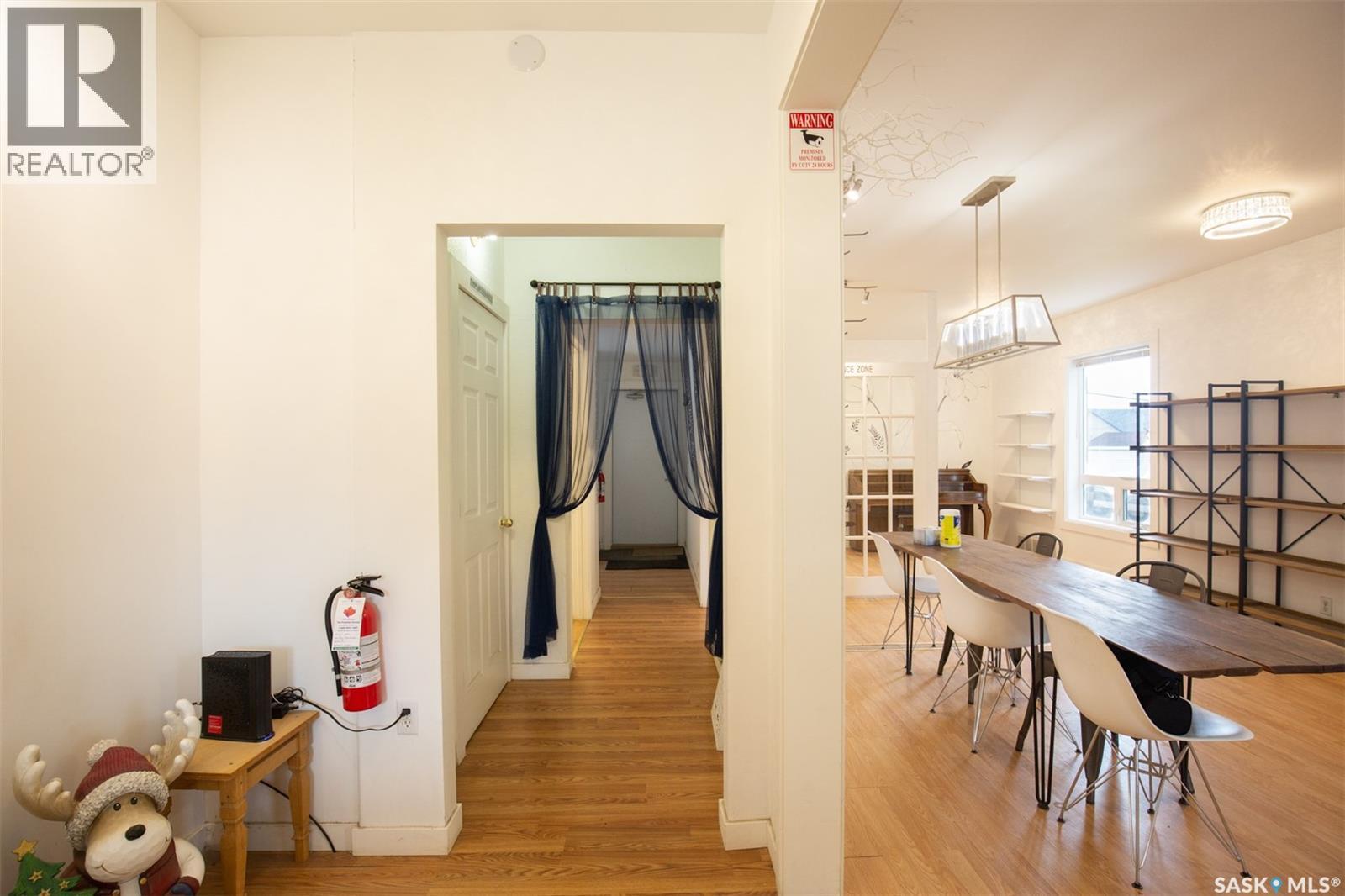 66 Athabasca Street W Property Photo 4