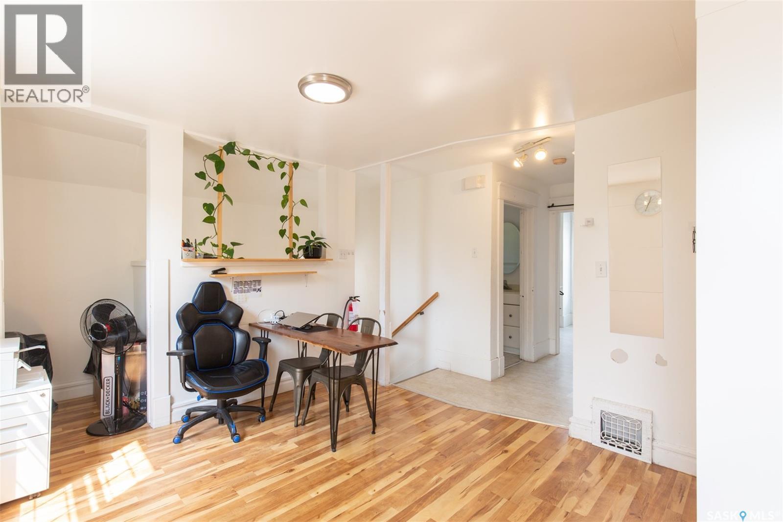 66 Athabasca Street W Property Photo 13