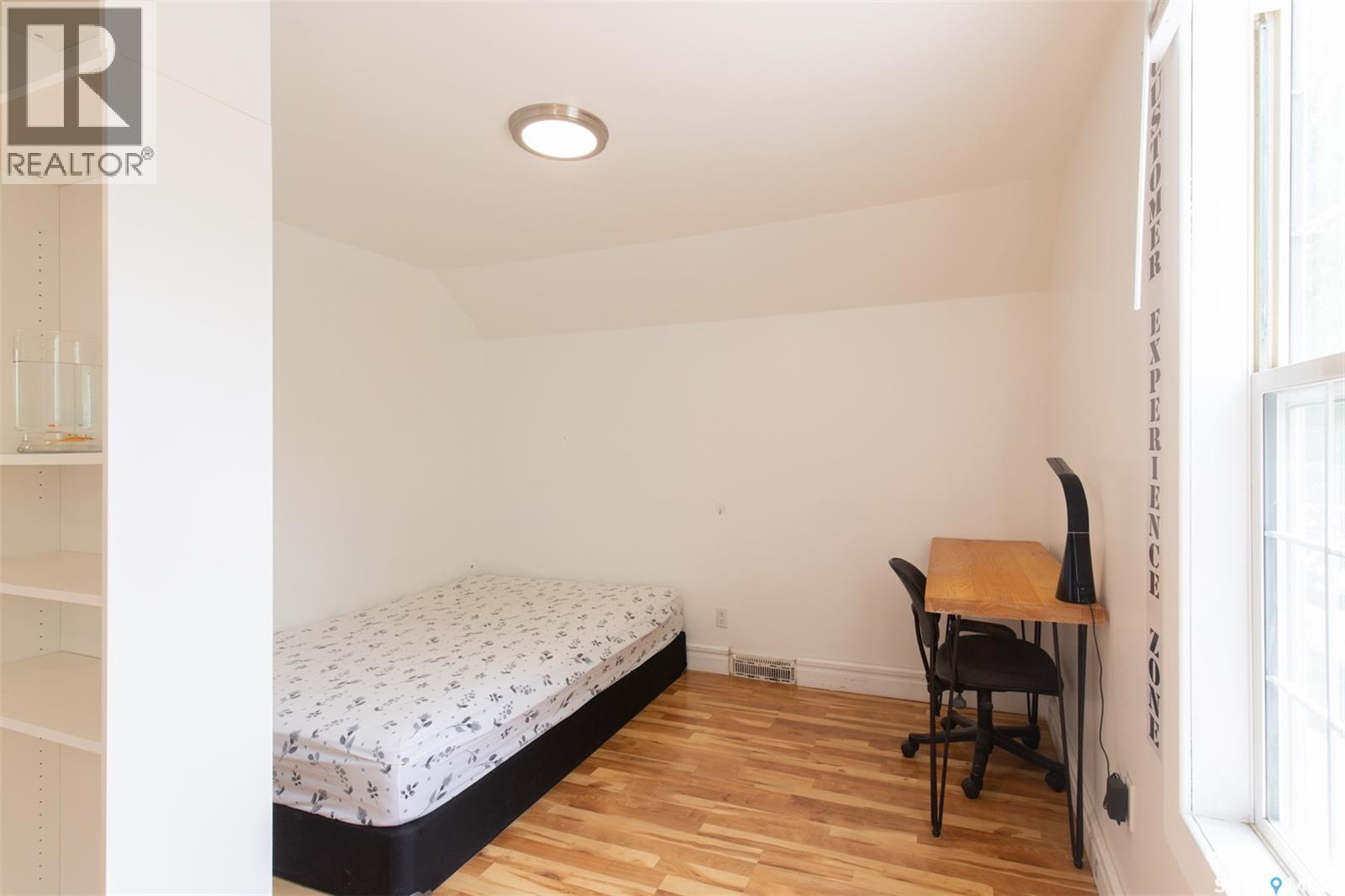 66 Athabasca Street W Property Photo 14