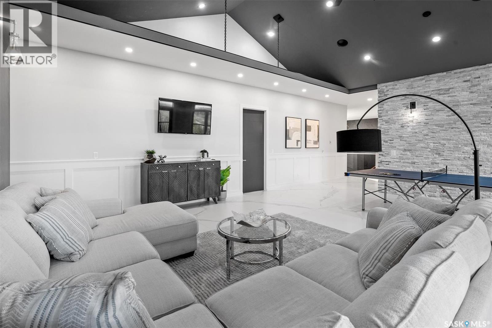 19 Abbey Road Property Photo 13