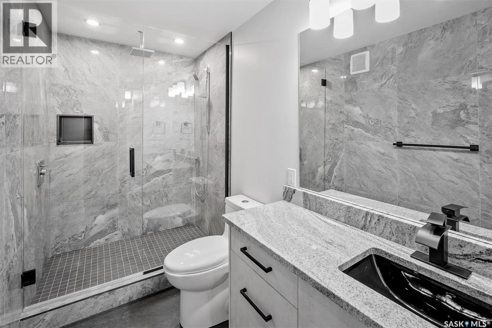 19 Abbey Road Property Photo 25