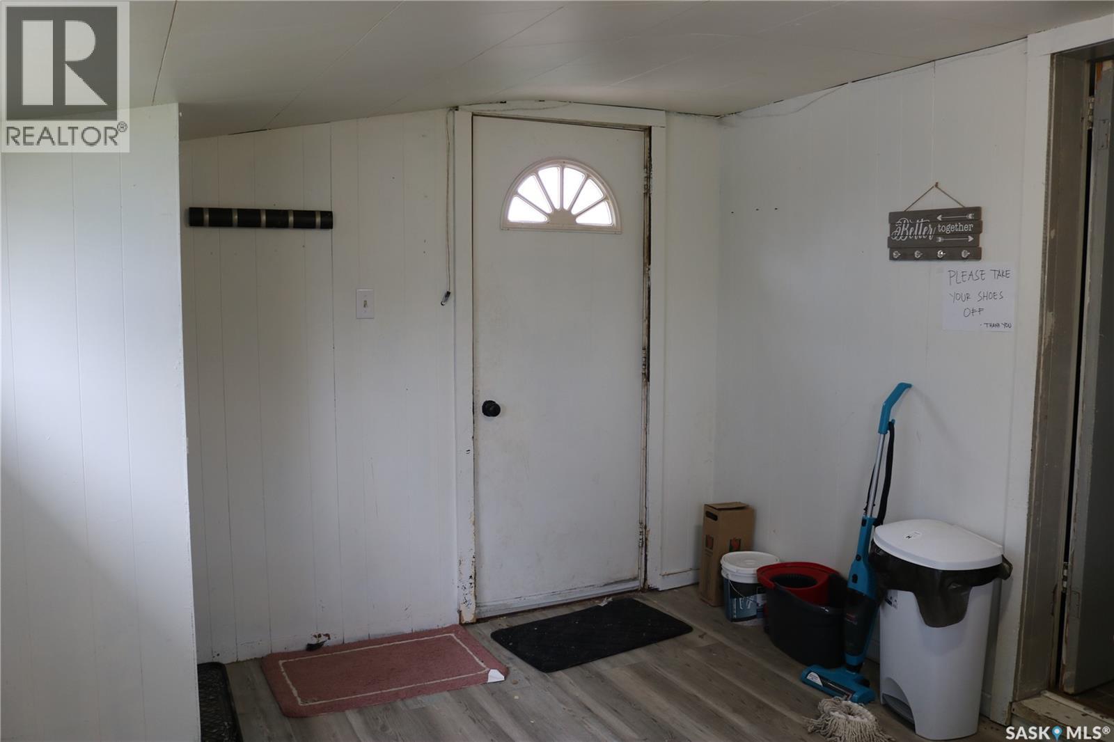 219 Carlton Street Property Photo 3