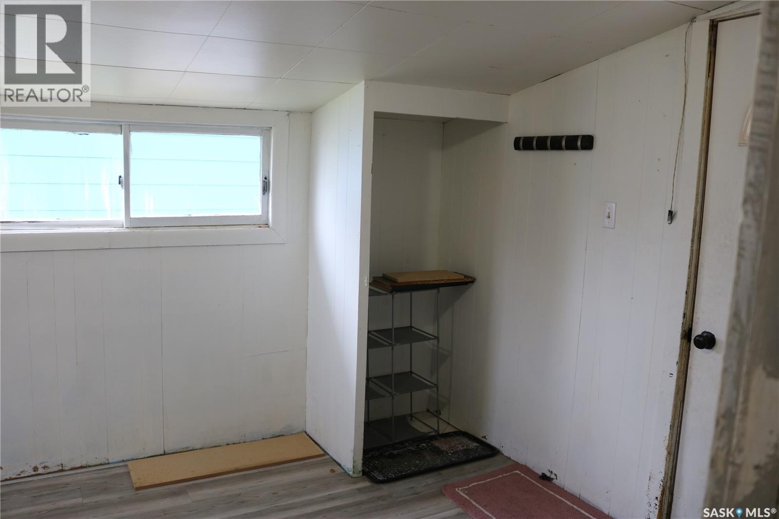 219 Carlton Street Property Photo 4