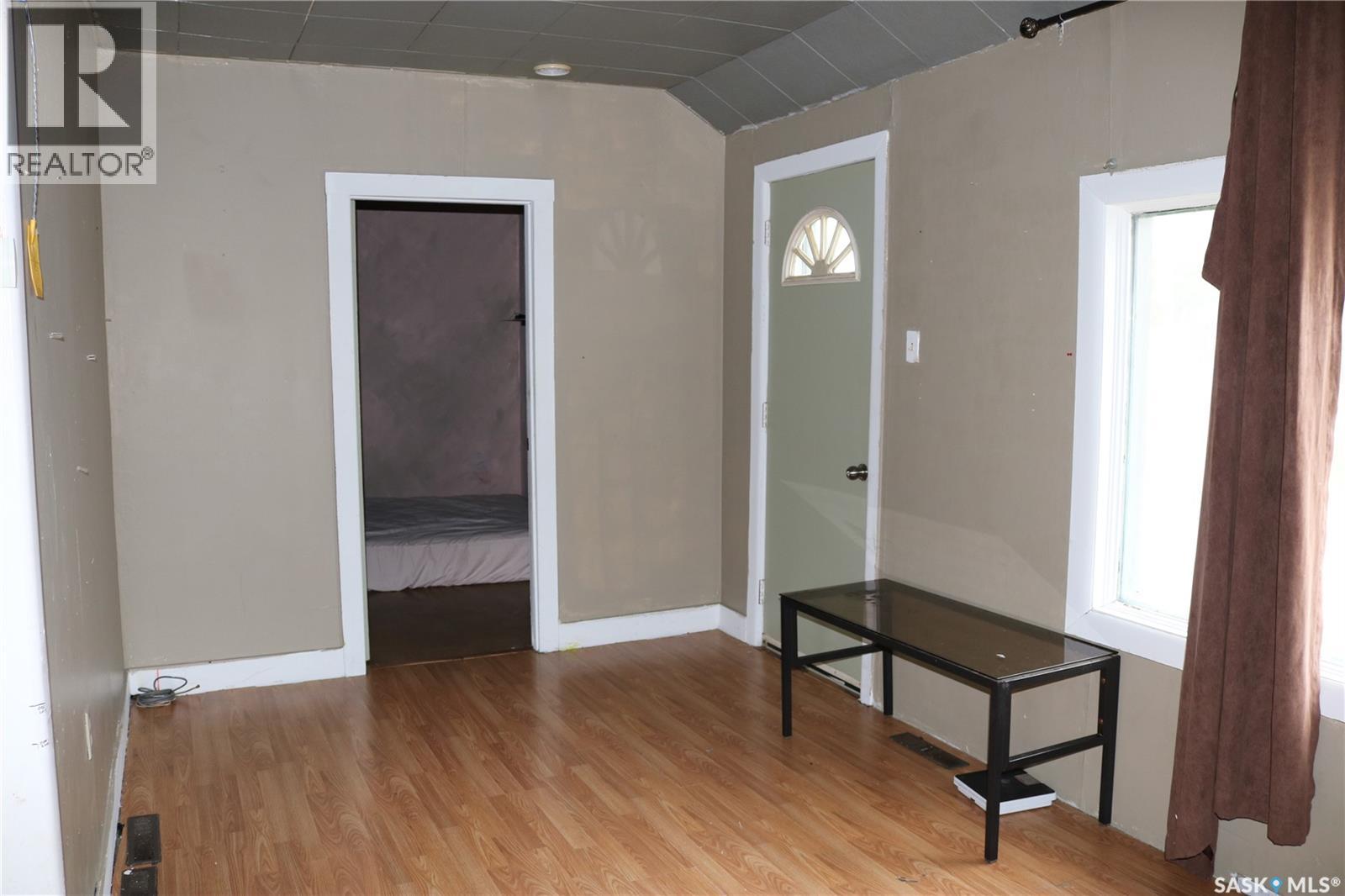 219 Carlton Street Property Photo 11