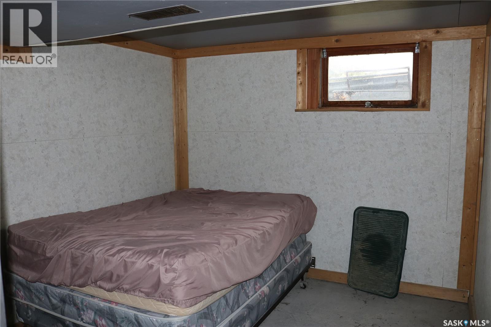 219 Carlton Street Property Photo 18