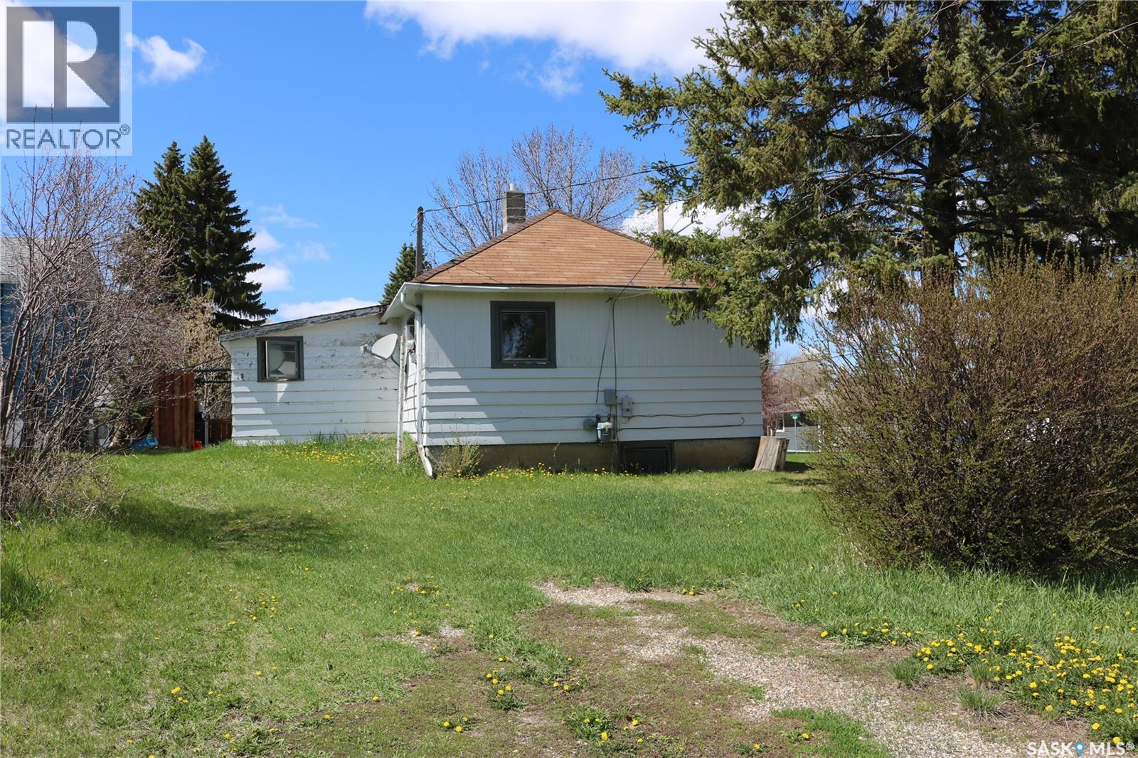 219 Carlton Street Property Photo 24