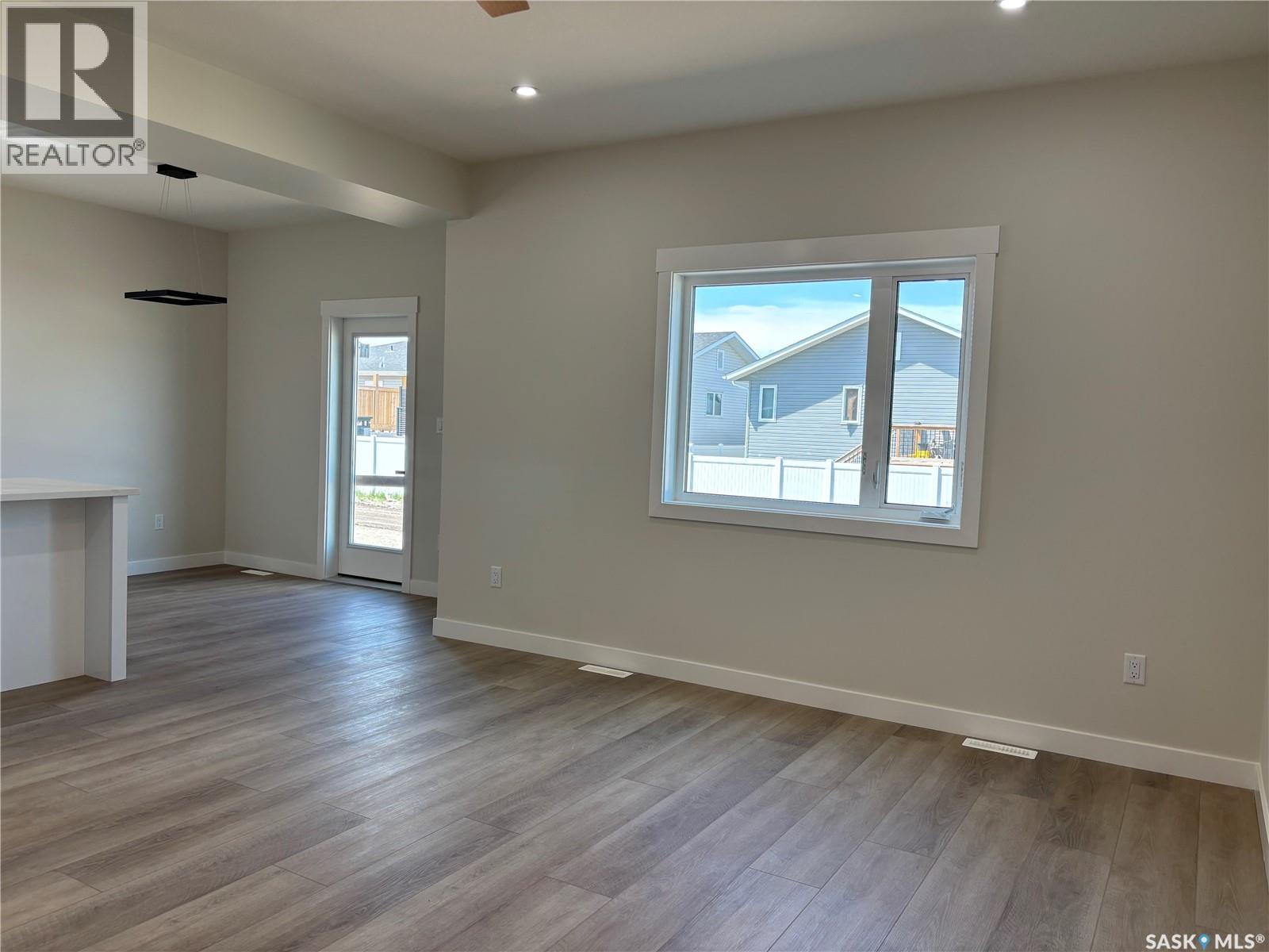 222 Veterans Drive Property Photo 3