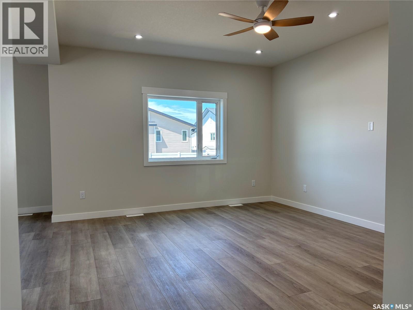 222 Veterans Drive Property Photo 4