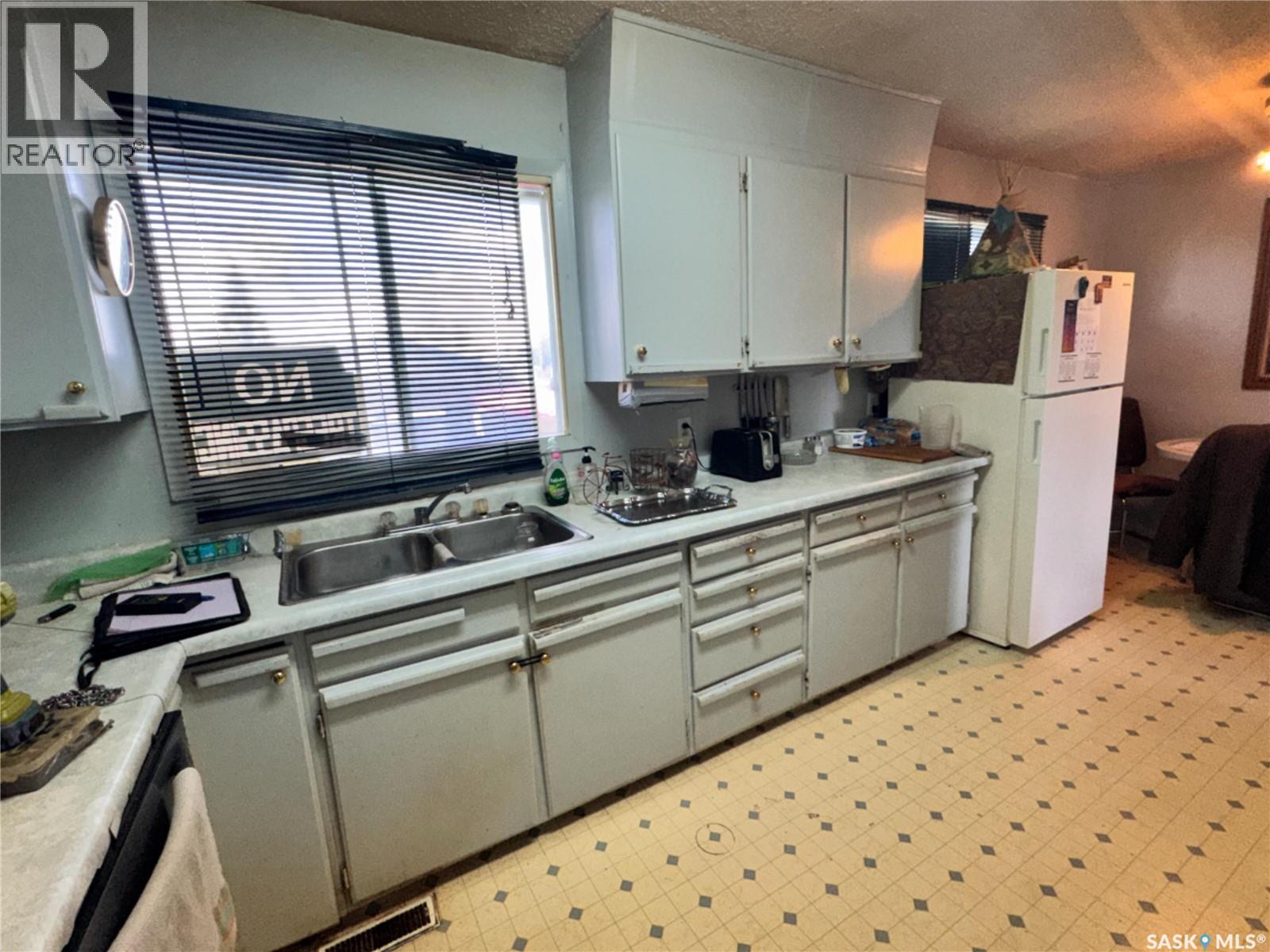 102 1st Avenue Property Photo 4