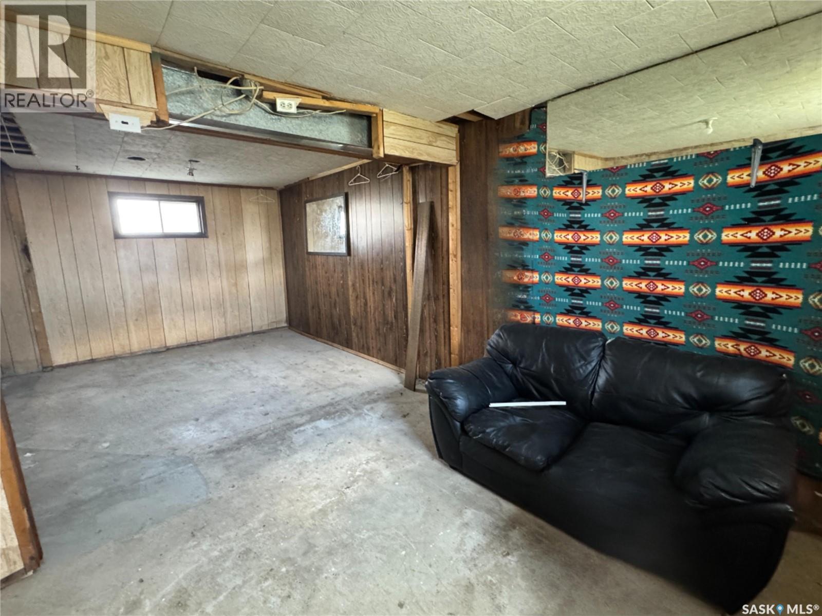 102 1st Avenue Property Photo 17