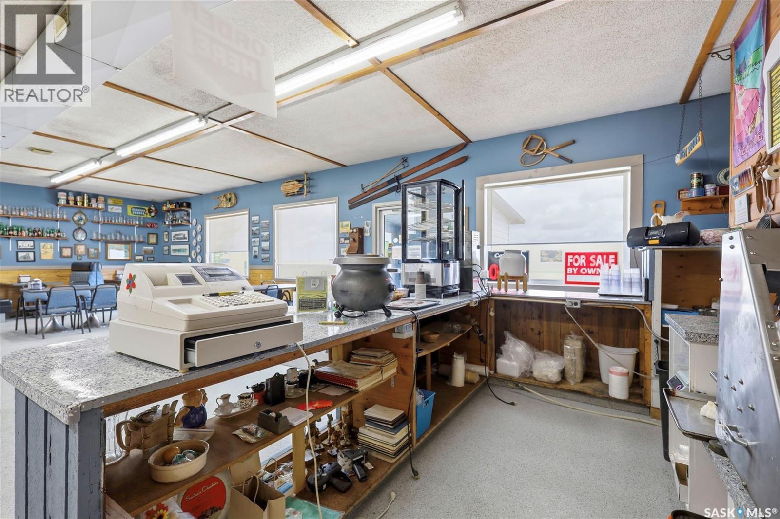 431 Saskatchewan Street Property Photo 12