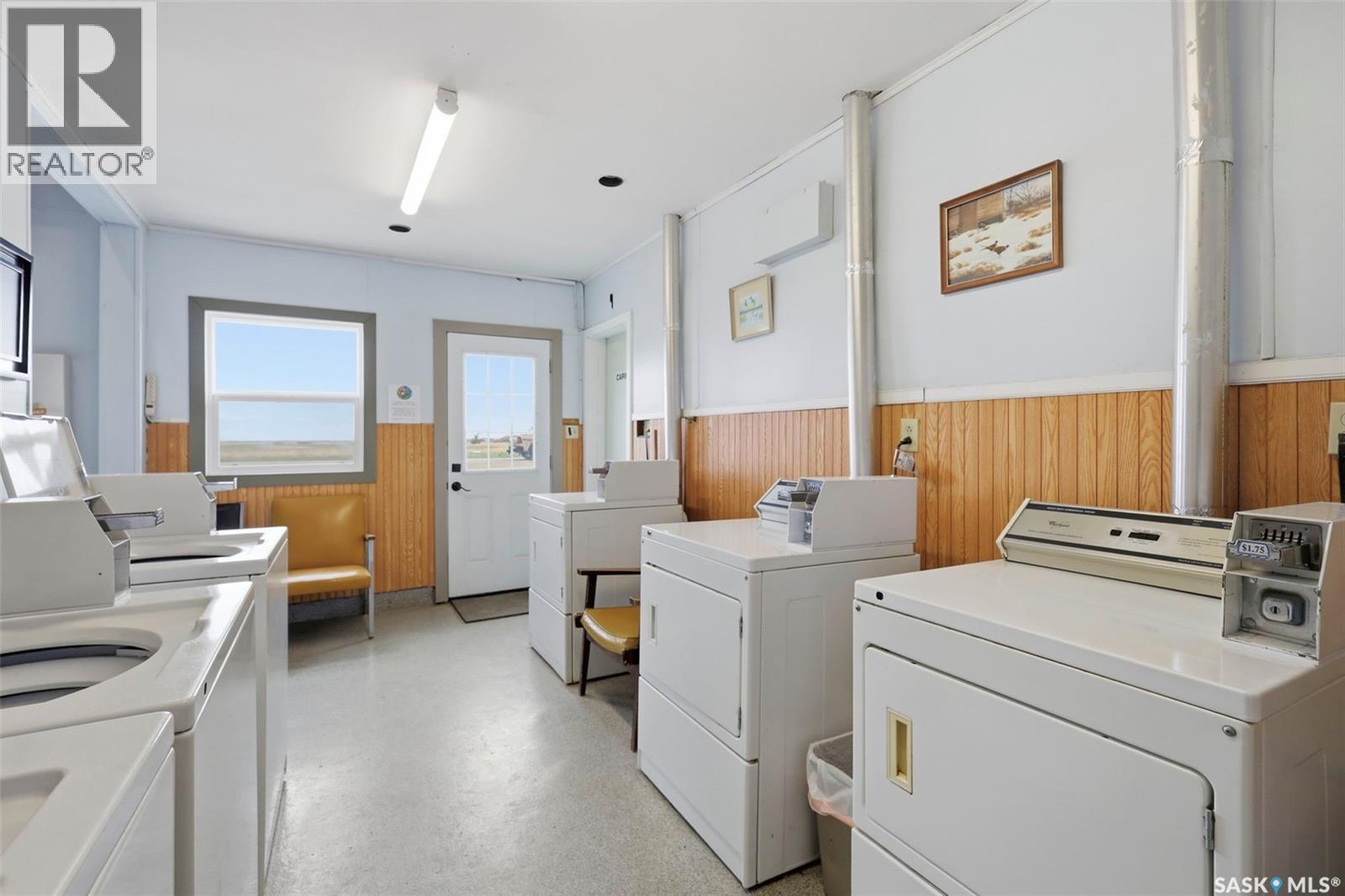 431 Saskatchewan Street Property Photo 23