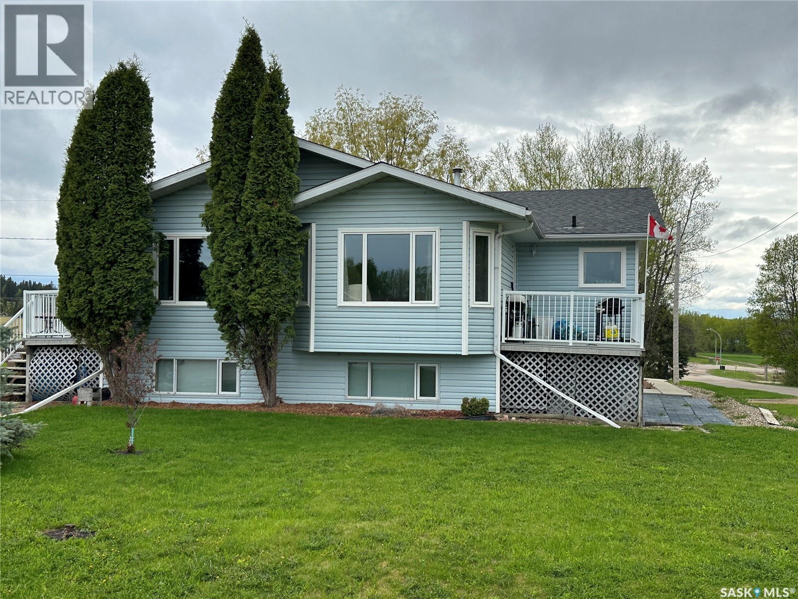 228 6th Avenue N Photo de la propriété 1