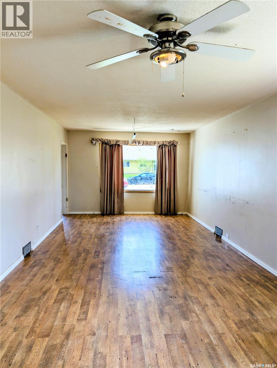 4366 Price Avenue Property Photo 4