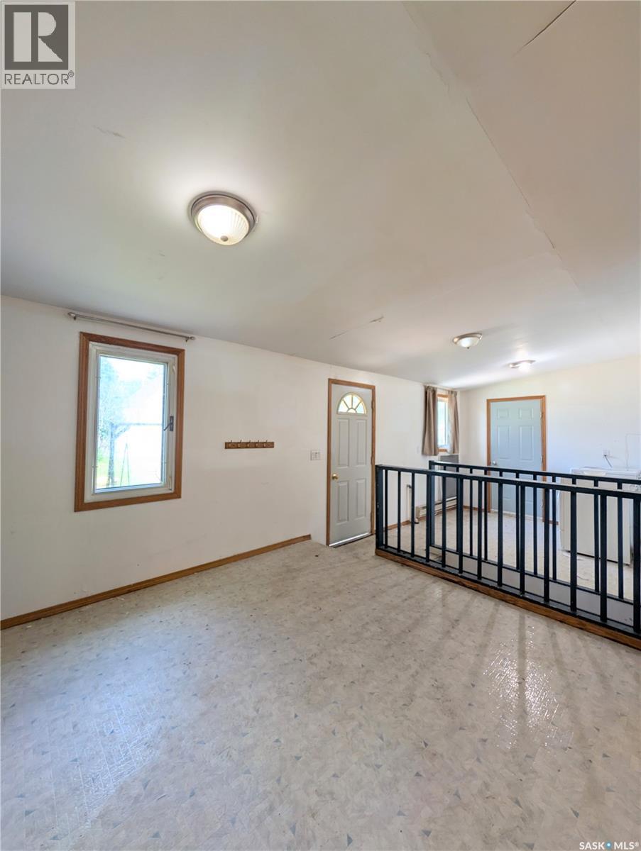 4366 Price Avenue Property Photo 8