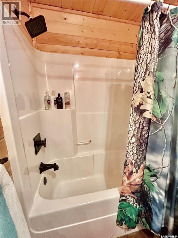10 Hillview Drive Property Photo 18