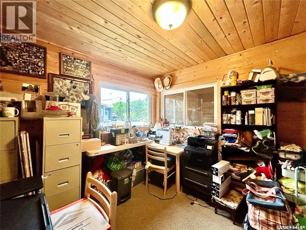 10 Hillview Drive Property Photo 24