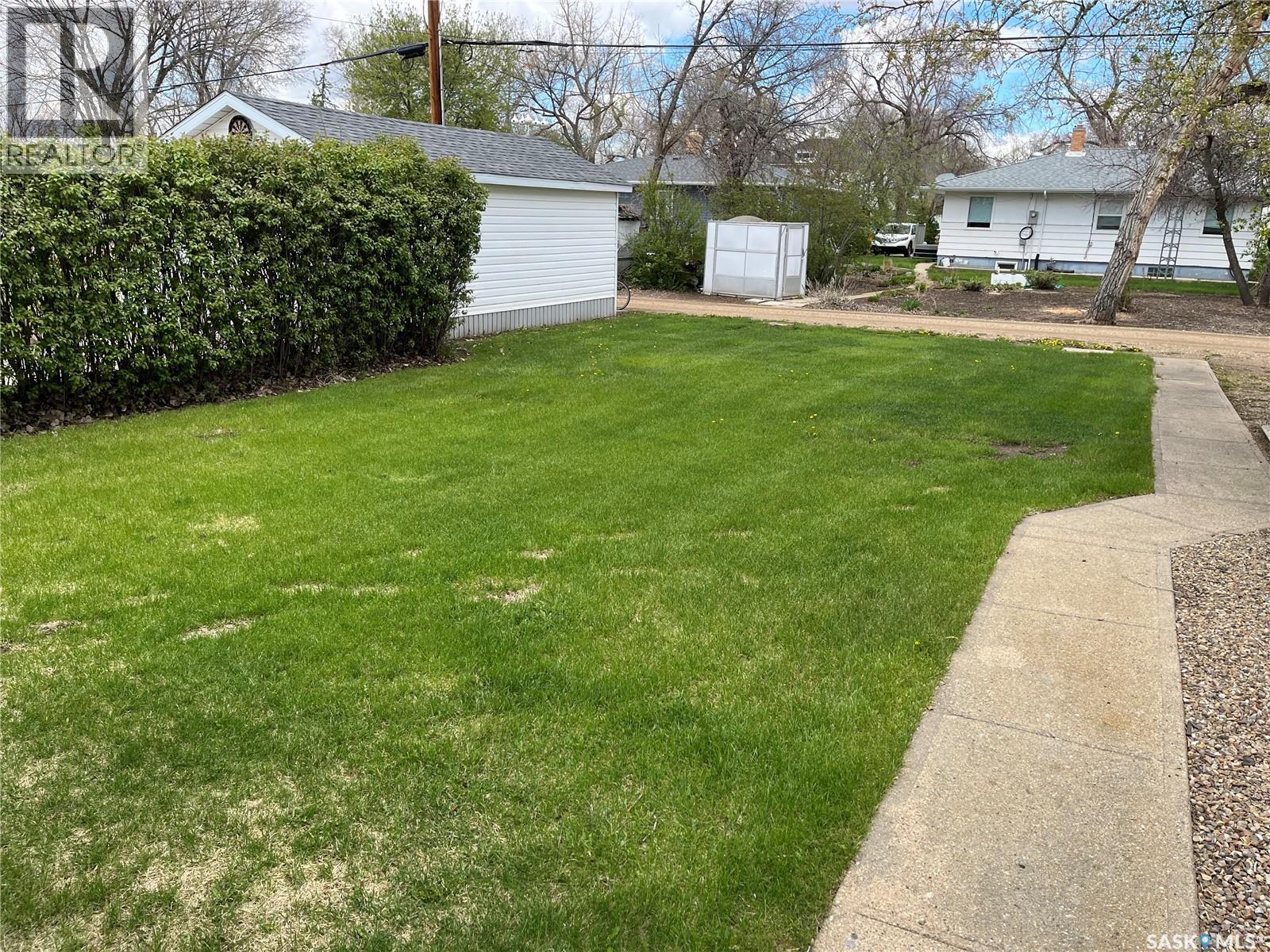 209 2nd Avenue W Property Photo 30