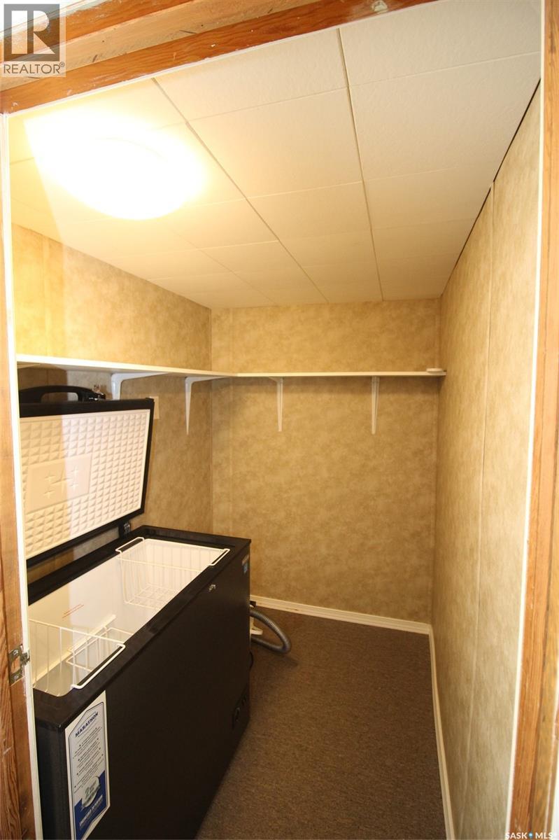 403 4th Street W Property Photo 21