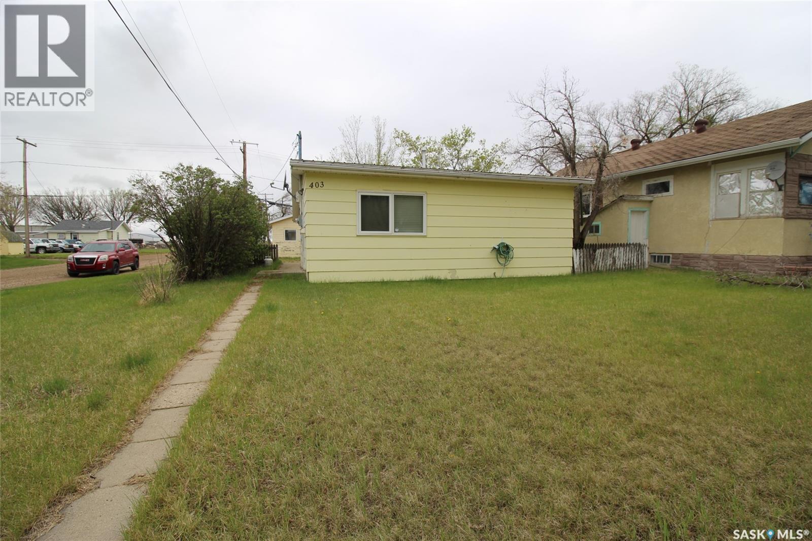 403 4th Street W Property Photo 31