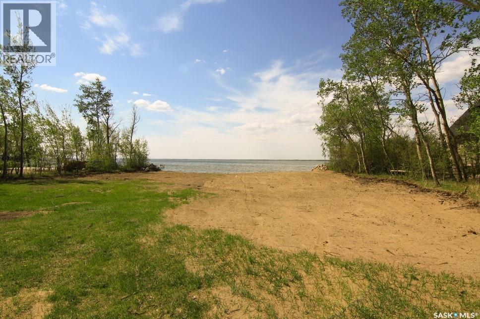 223 Lakeside Crescent Property Photo 1