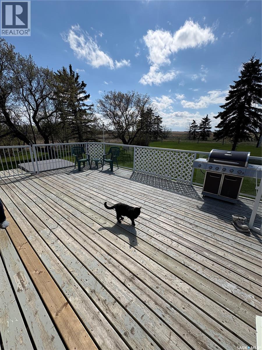 Astren Acreage Property Photo 8