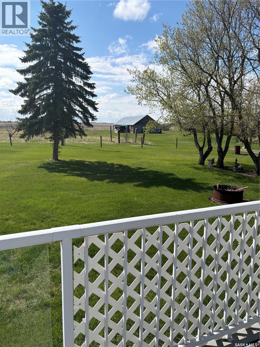 Astren Acreage Property Photo 9