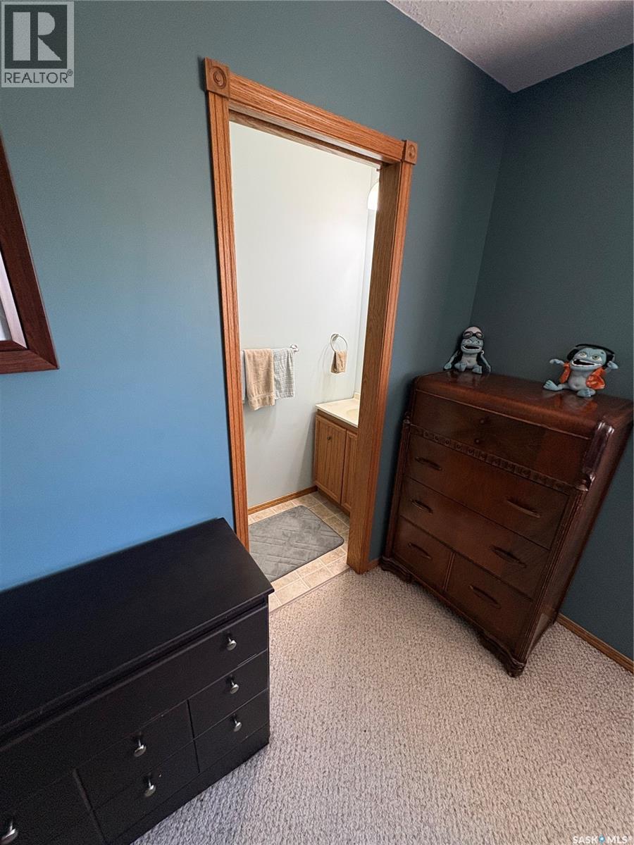 Astren Acreage Property Photo 18