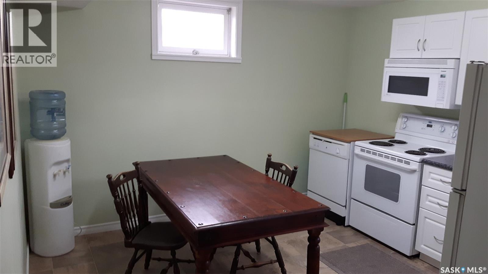 Astren Acreage Property Photo 28