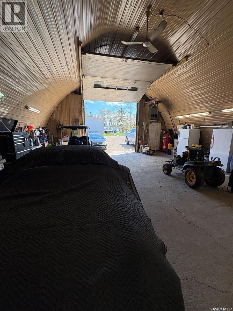 Astren Acreage Property Photo 33