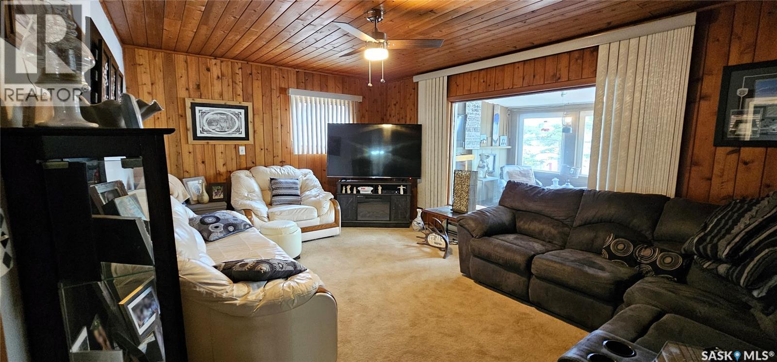 2050 Mccrea Road Property Photo 7