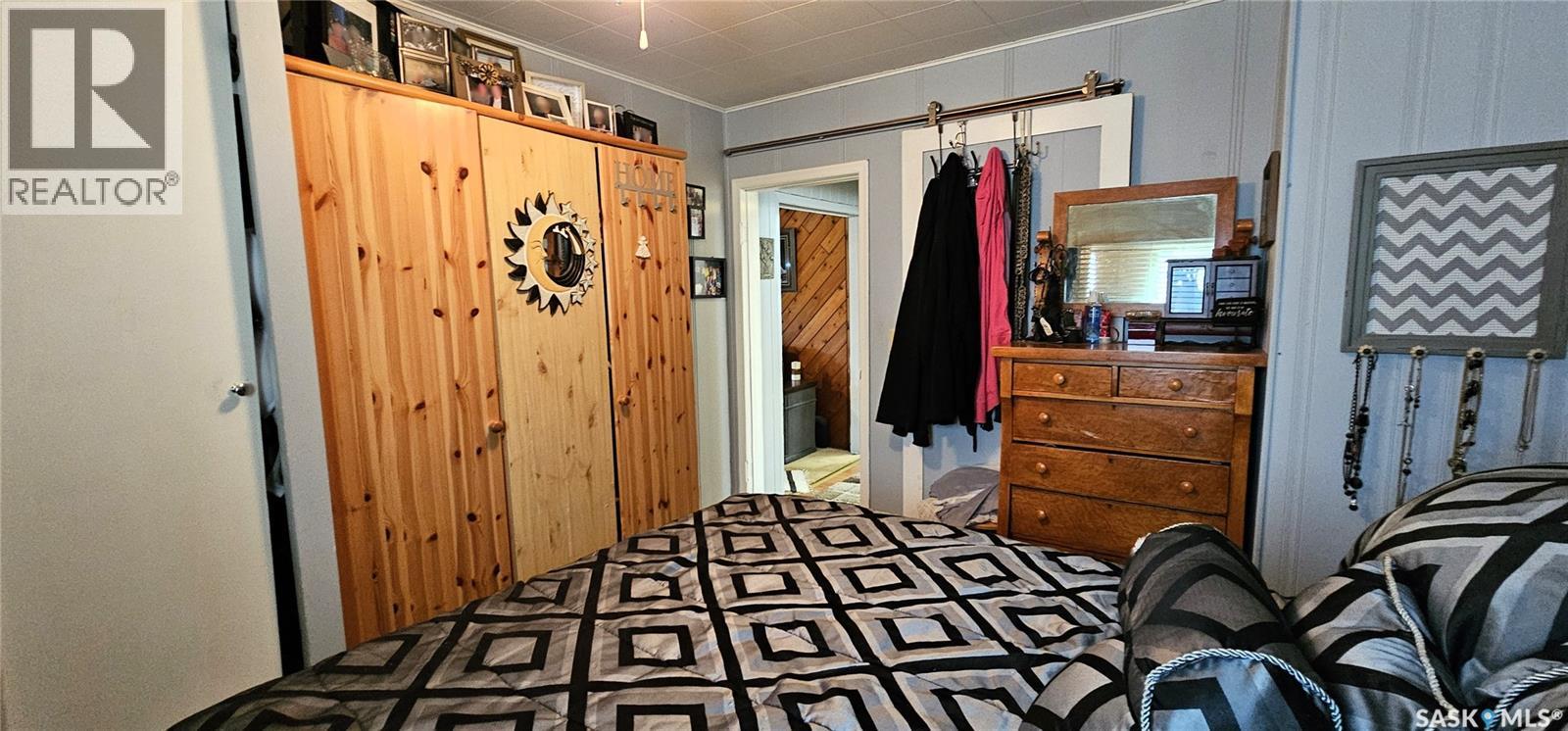 2050 Mccrea Road Property Photo 10