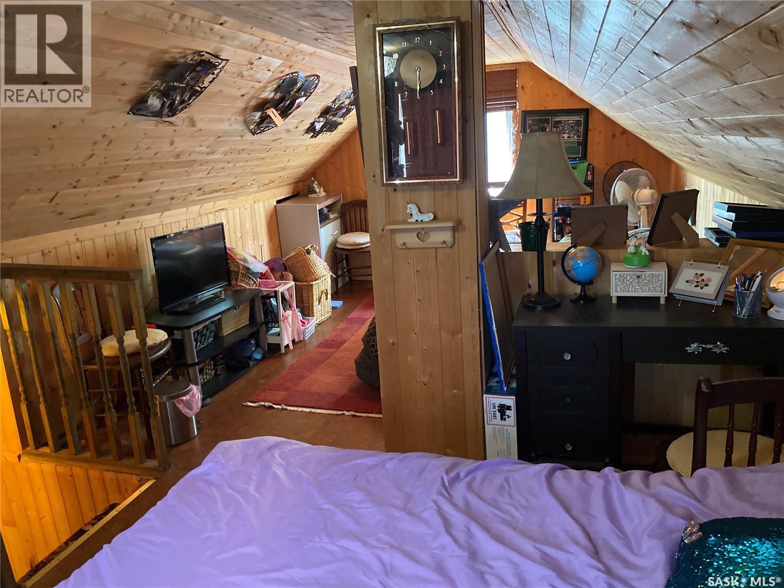 2050 Mccrea Road Property Photo 15