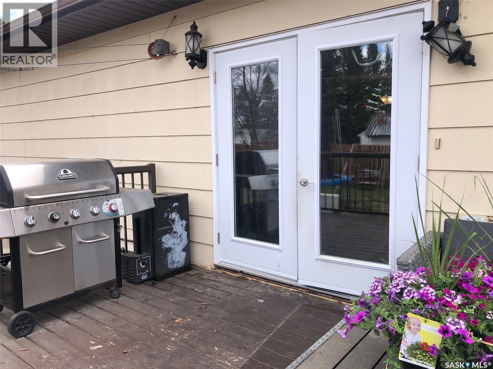 304 1st Avenue Ne Property Photo 5