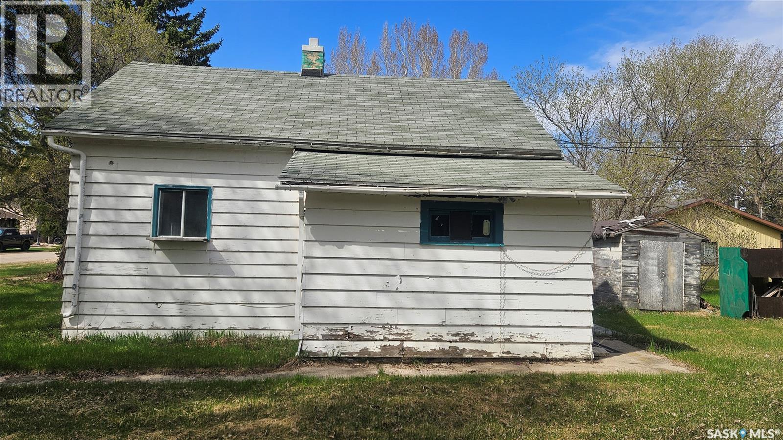 612-614 3rd Avenue Property Photo 3