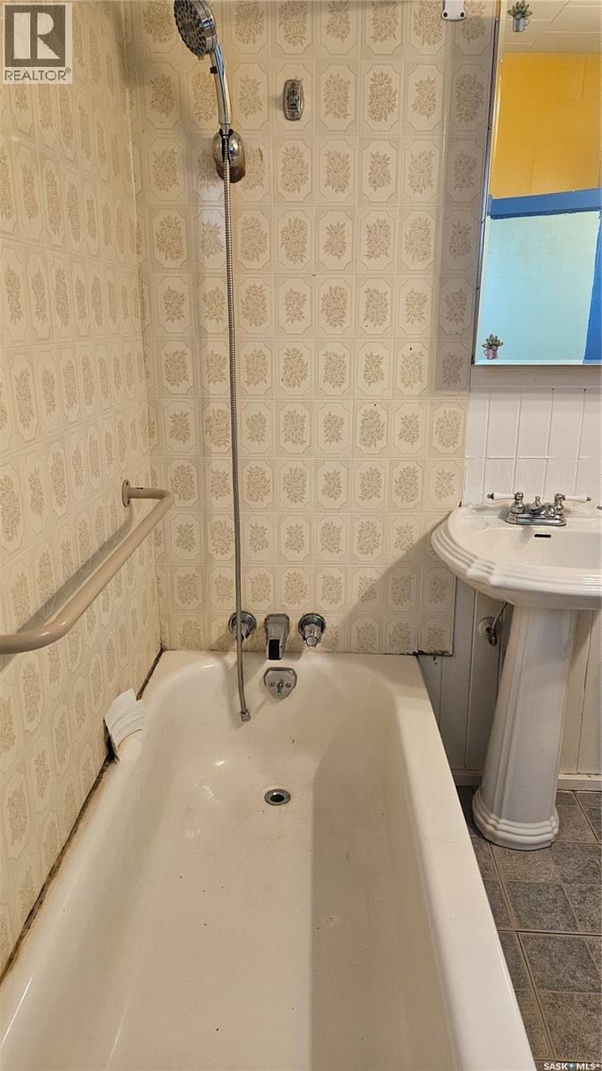 612-614 3rd Avenue Property Photo 13