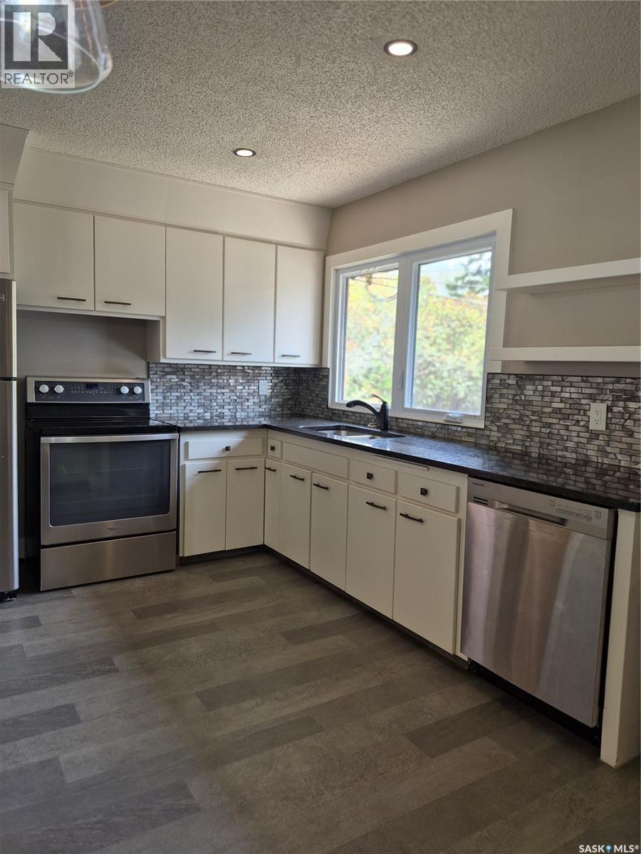 4515 Sherwood Drive Property Photo 9