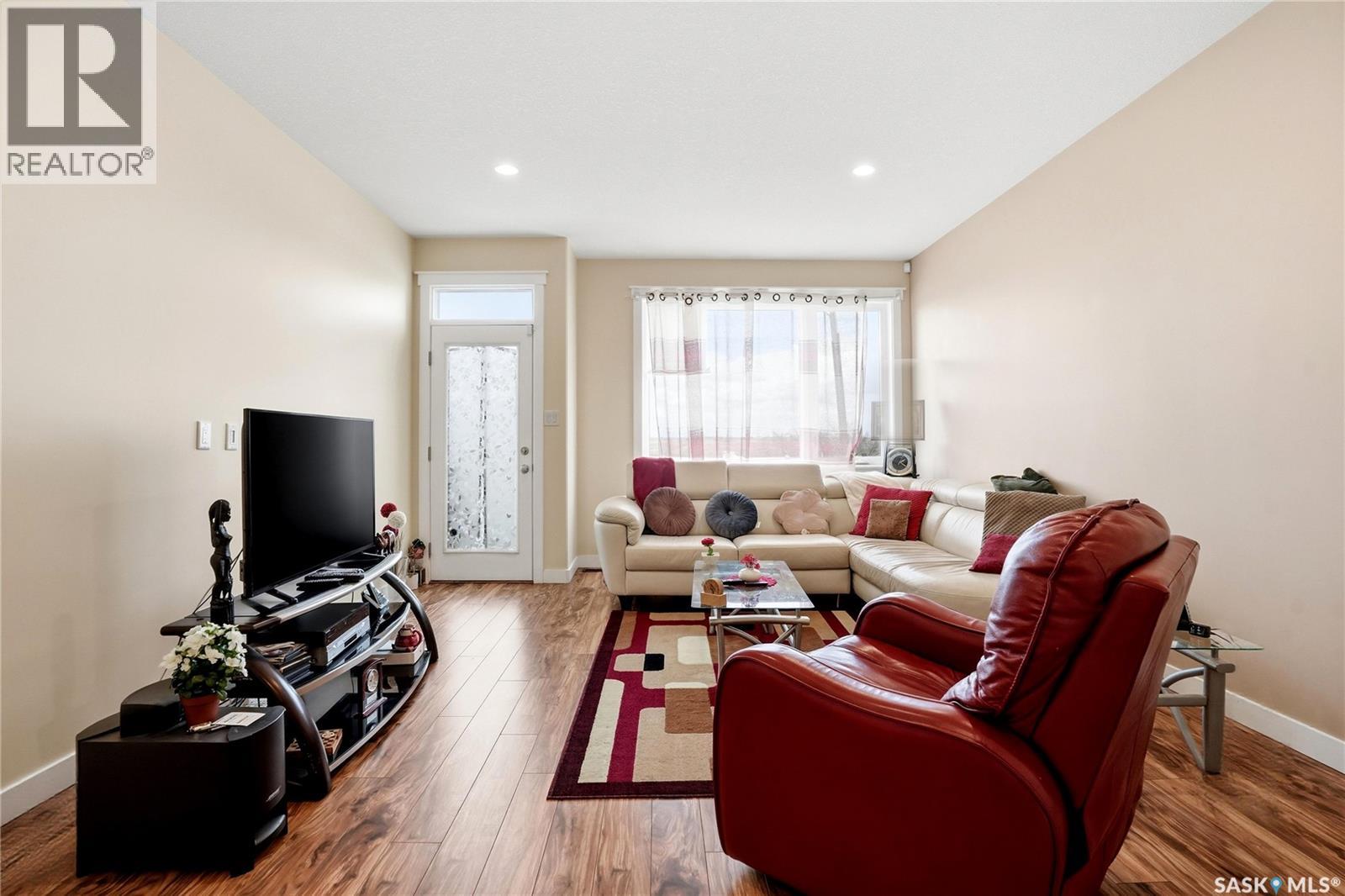 4 3960 7th Avenue E Property Photo 14