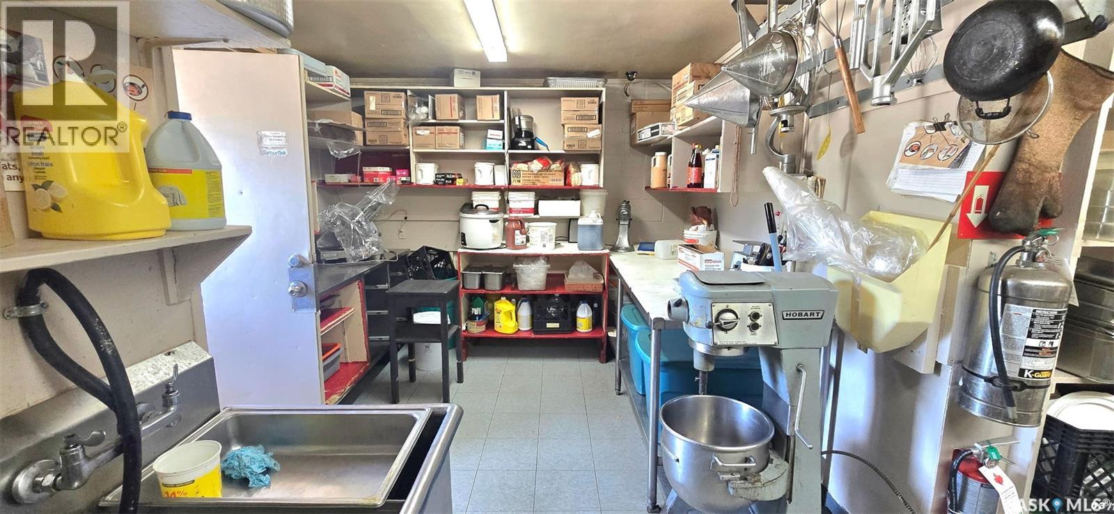 1410 Albert Street Property Photo 14
