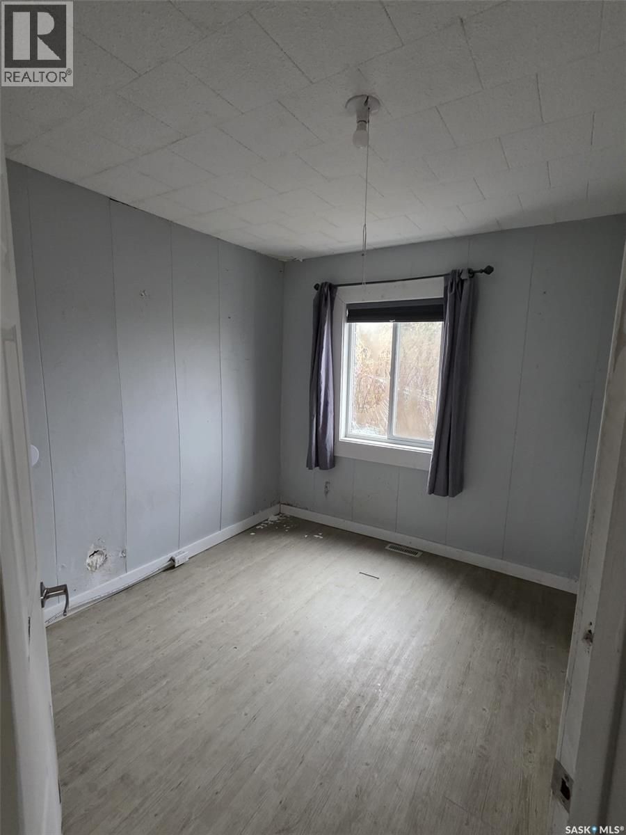700 Railway Avenue Property Photo 14