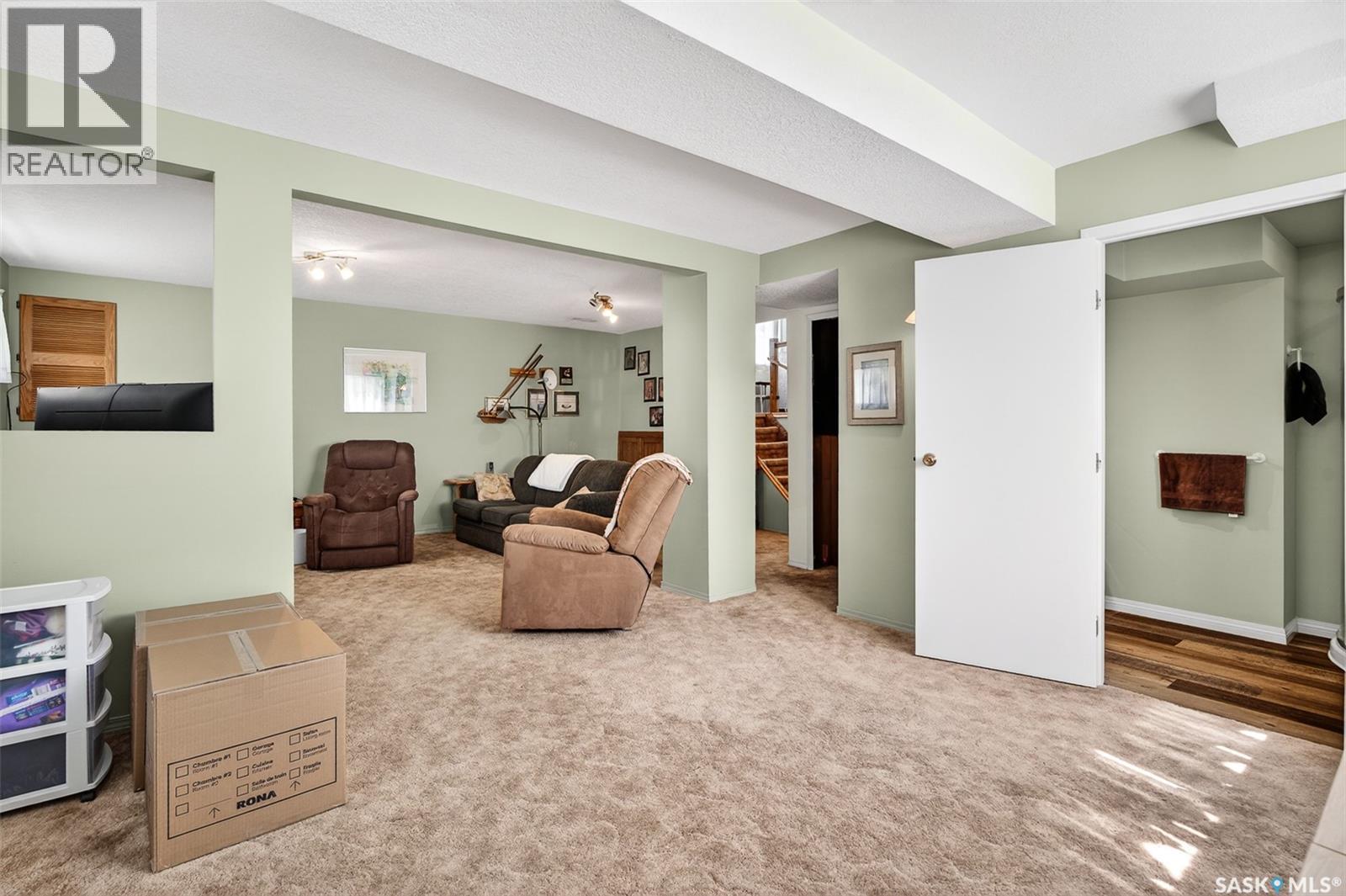 1381 Prince Crescent Property Photo 39