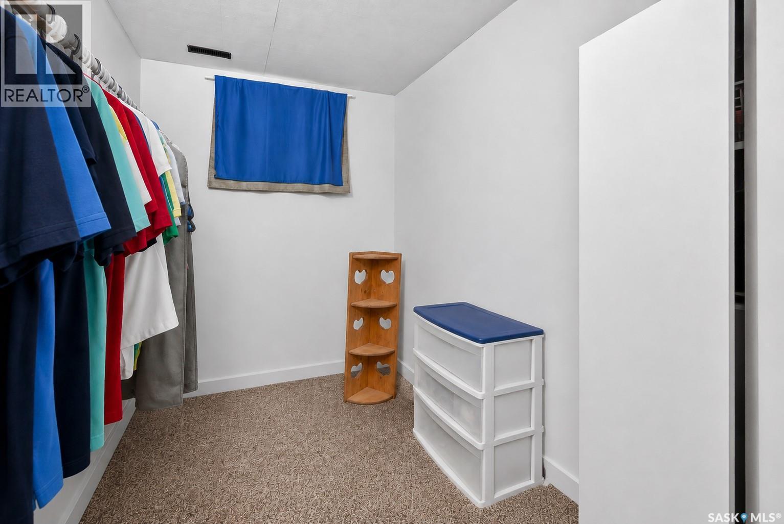 1381 Prince Crescent Property Photo 47