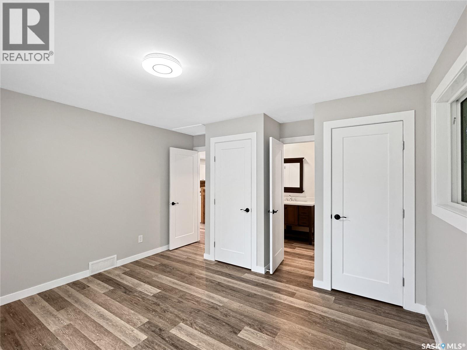 720 Railway Street Property Photo 17