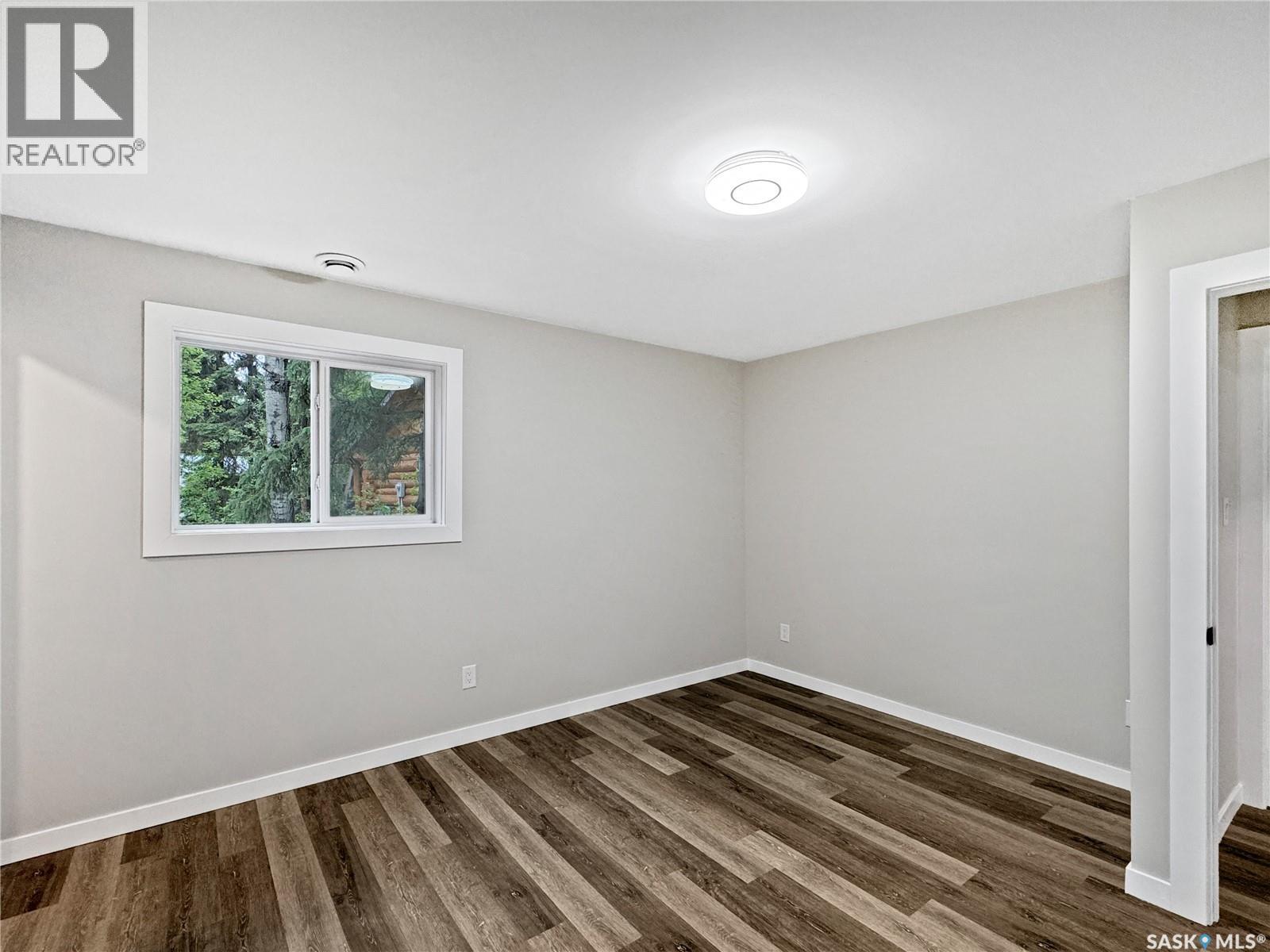 720 Railway Street Property Photo 19