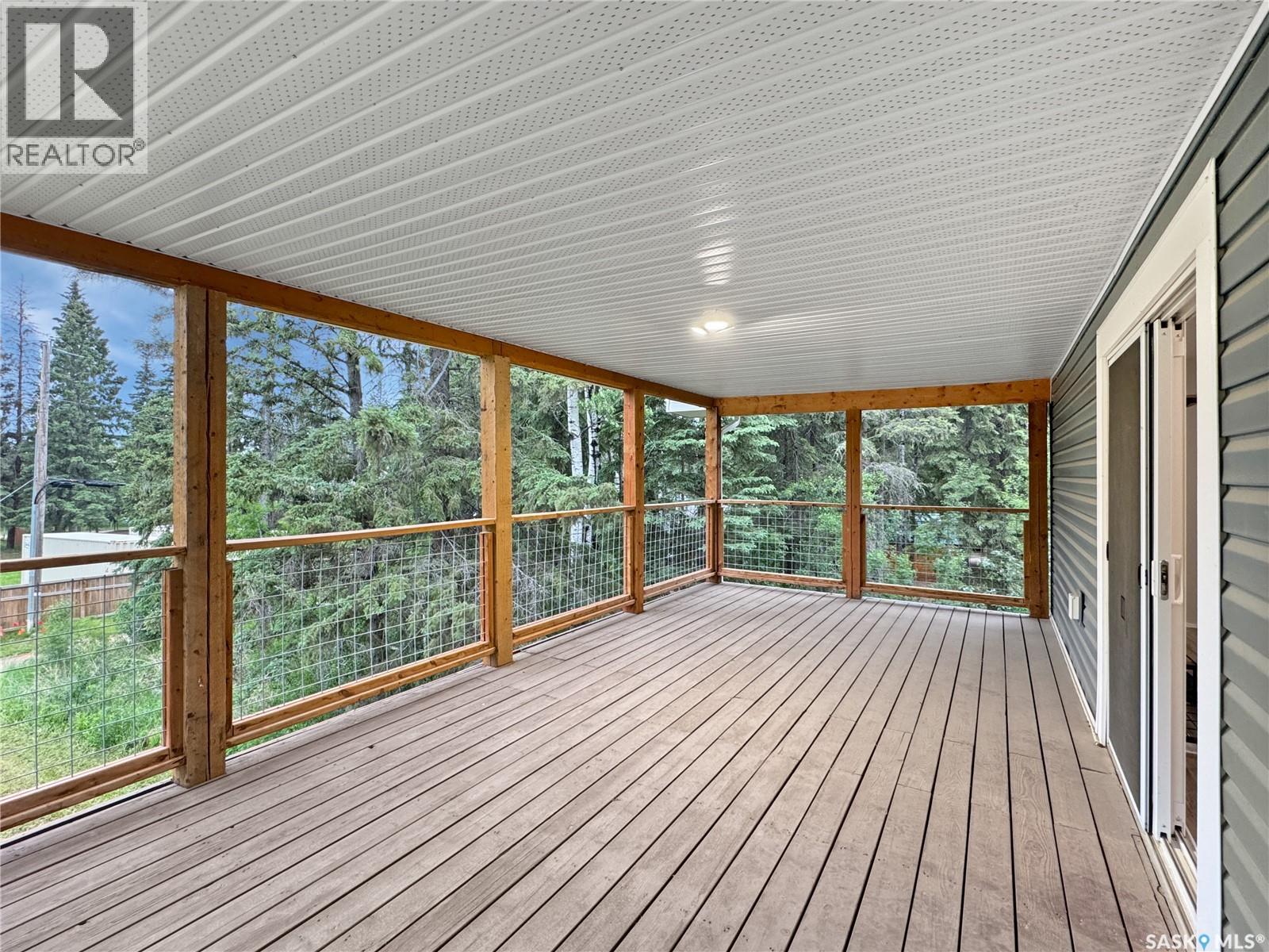 720 Railway Street Property Photo 20
