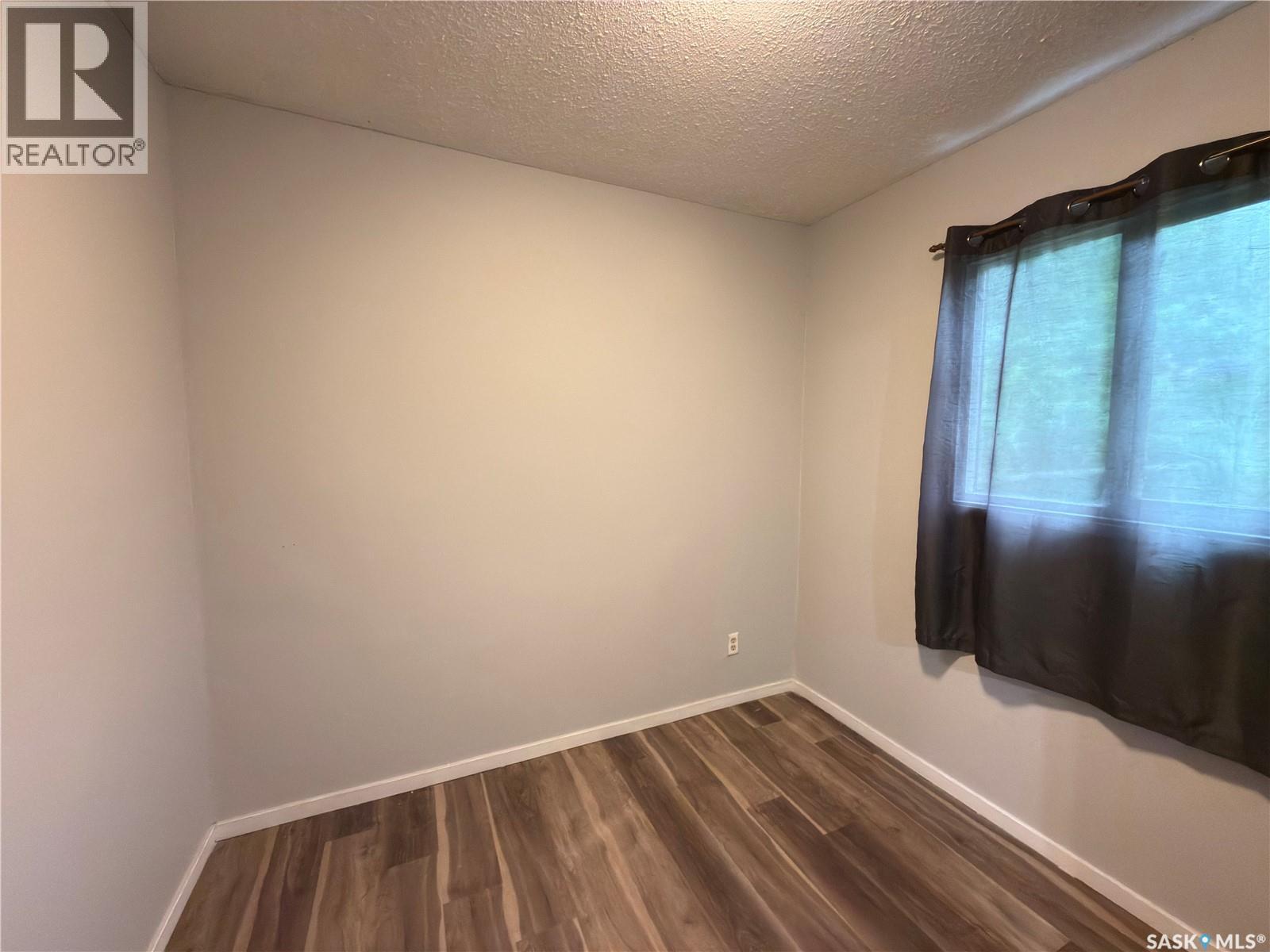 844 13th Street W Property Photo 7