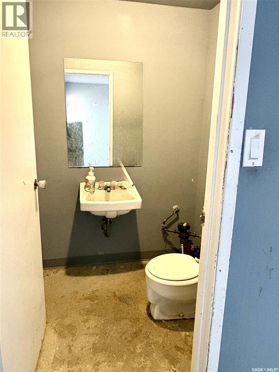 372 Fifth Avenue N Property Photo 9