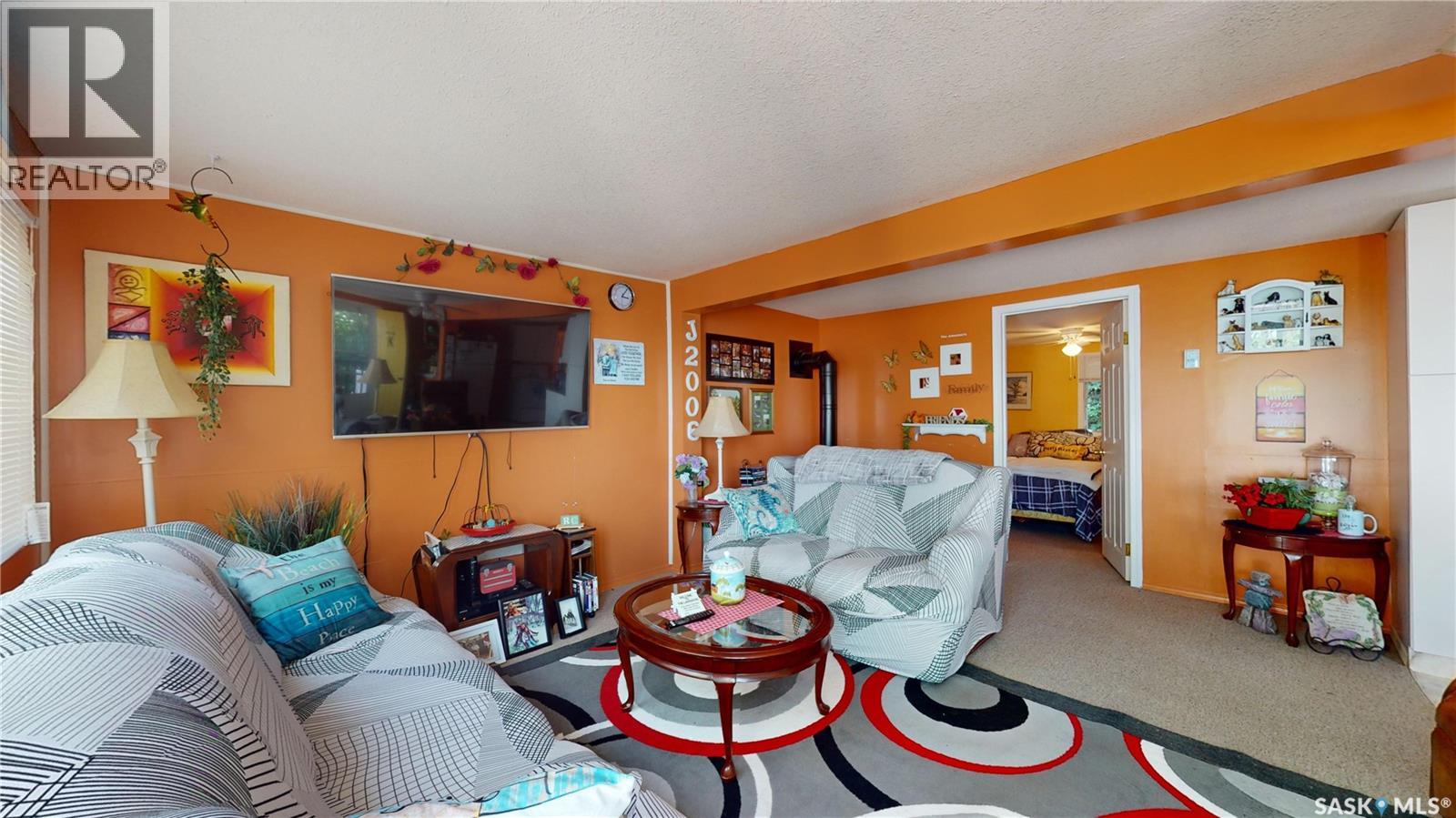 211 Osment Avenue Property Photo 9