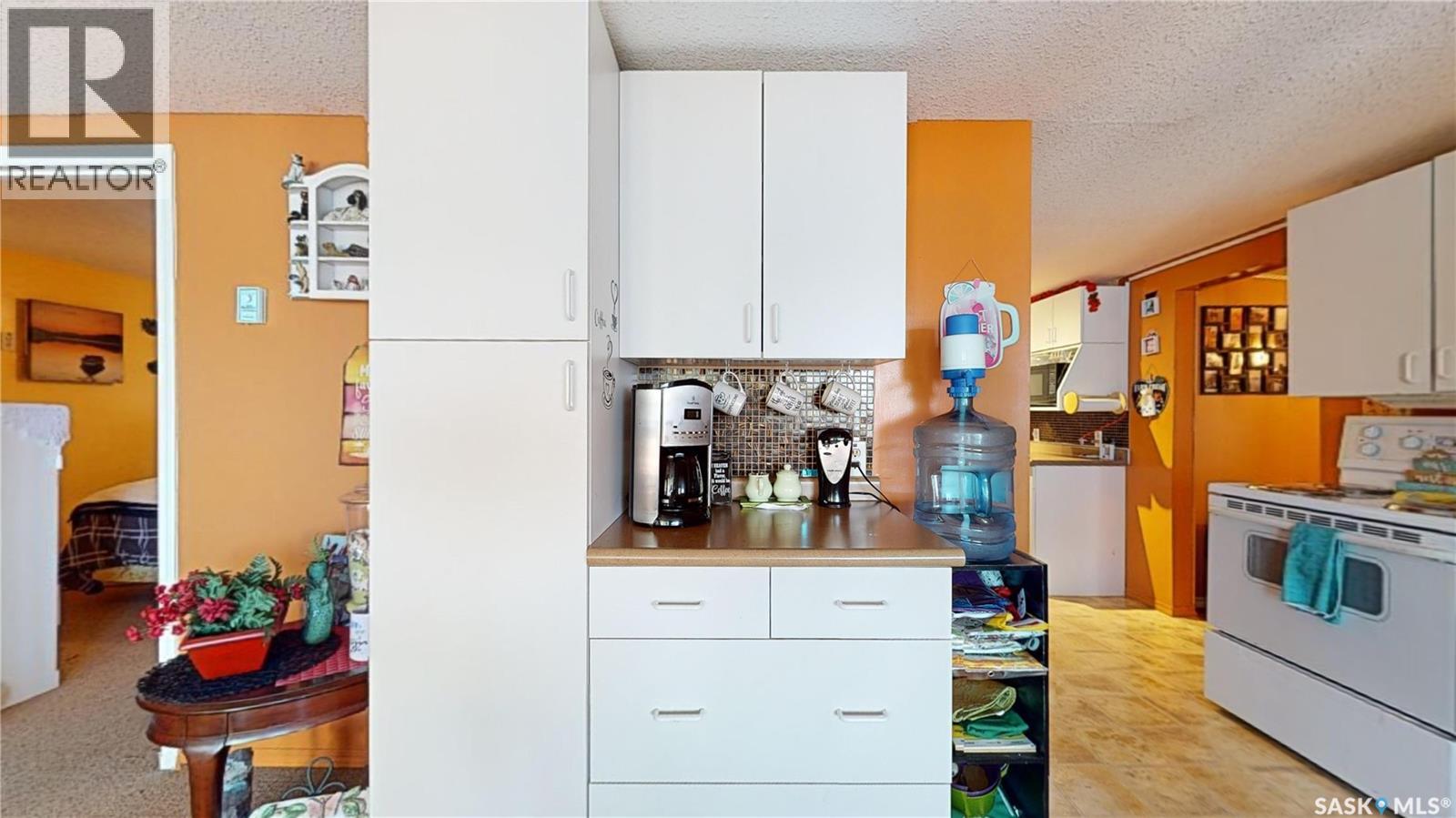 211 Osment Avenue Property Photo 12